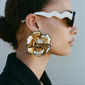 Zara Gold Metal Flower Earrings